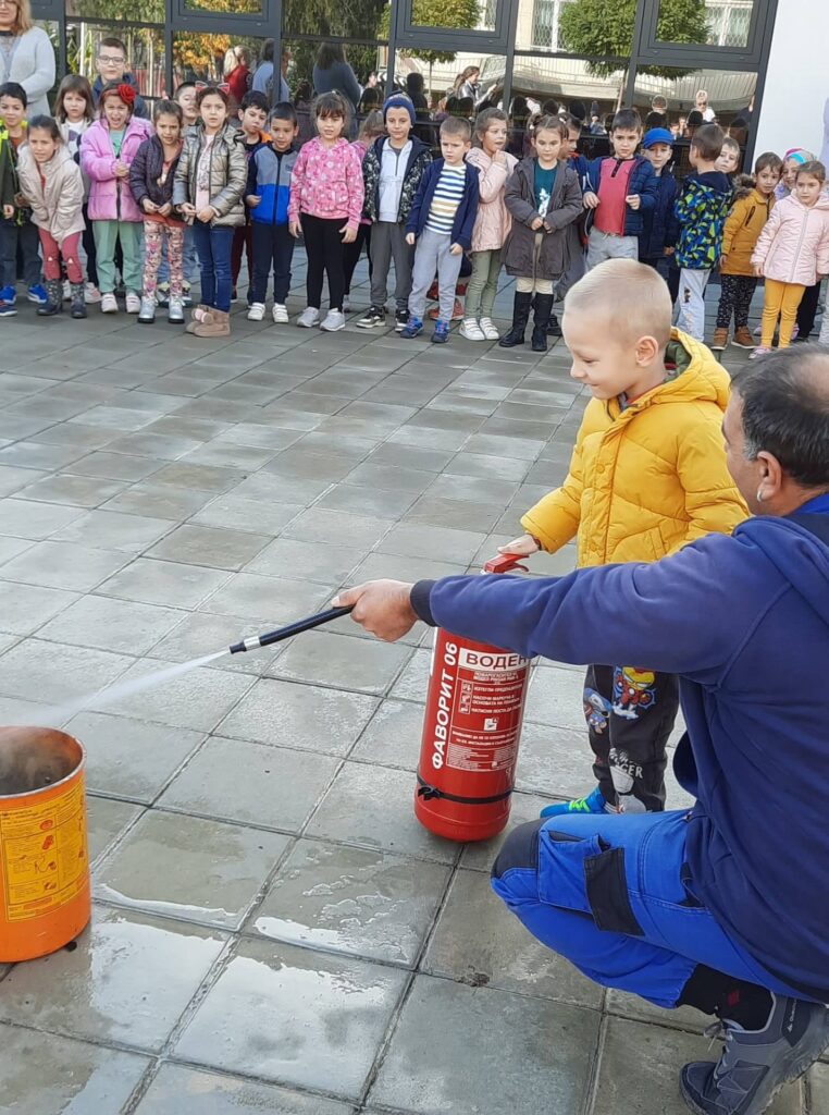 "Extinguishing a Fire" Demonstration - 17.10.2022